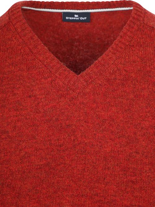 Sweter Steppin' Out z dekoltem w serek z wełny jagnięcej w kolorze czerwonym Product / Detail