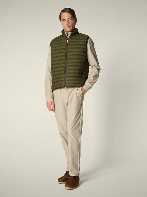 D82410M-GIGA01-50012