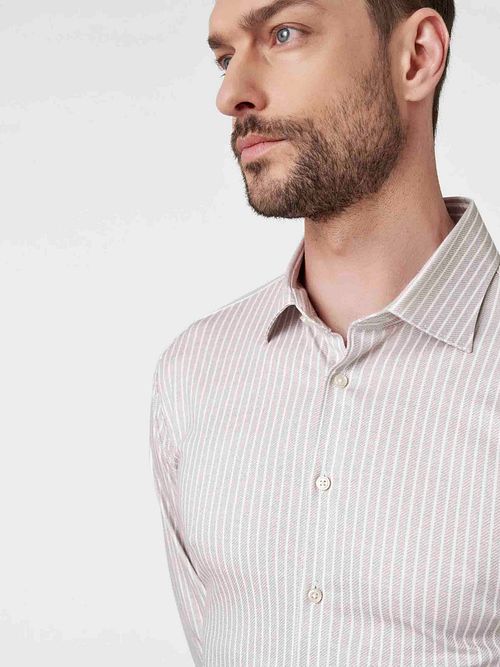 Camisa a rayas beige Desoto Model / Detail