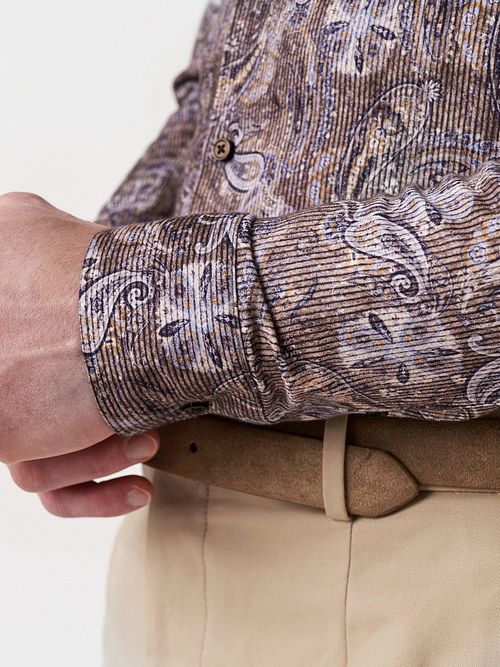 Camisa Desoto Corduroy Optics marrón Model / Detail