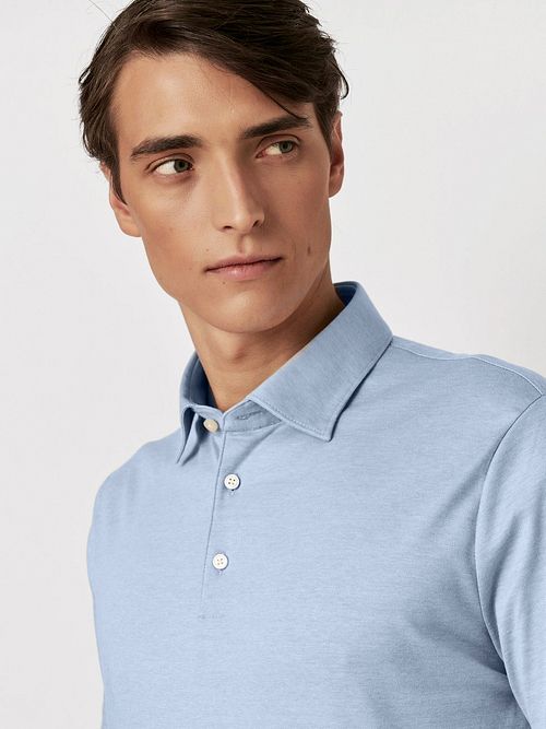 Desoto Polo Essential Lyseblå Model / Voorkant