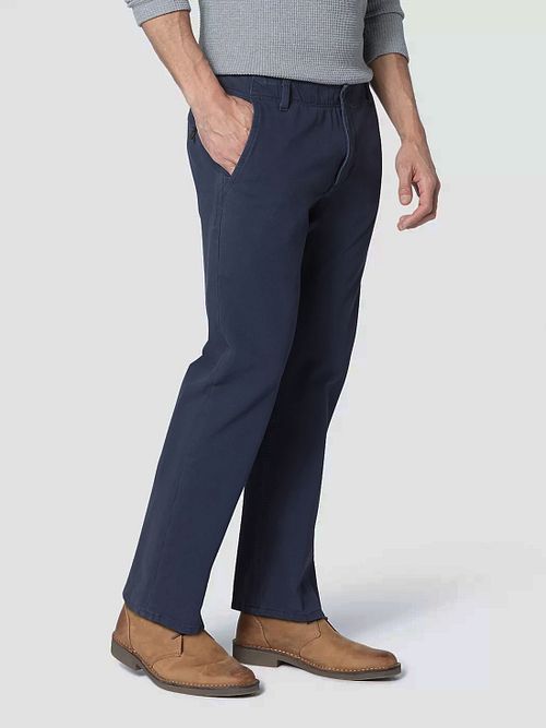 Dockers Slim Tapered granatowy Model / Voorkant
