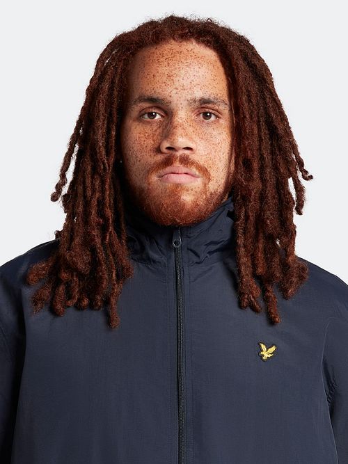Lyle & Scott Plussize Jas Donkerblauw Model / Detail