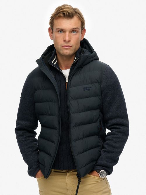 Superdry Hooded Storm Jacke Navy Model / Voorkant