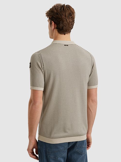 Dzianinowa koszulka polo Vanguard z printem w kolorze beżowym Model / Achterkant