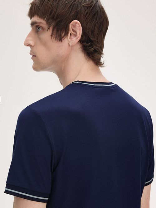 Fred Perry M1588 camiseta con ribete doble Navy Model / Achterkant