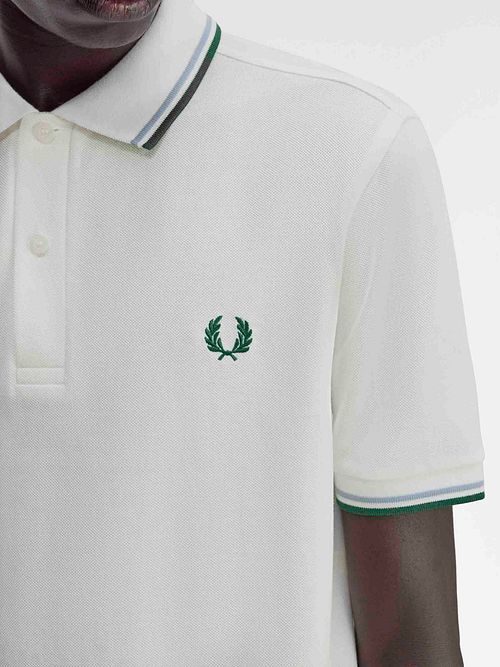 Fred Perry Polo Twin Tipped M3600 Hvid Z52 Model / Detail