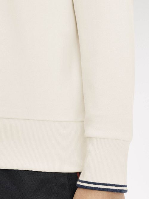 Koszulka polo Fred Perry z długim rękawem i półzamkiem w kolorze ecru Model / Detail