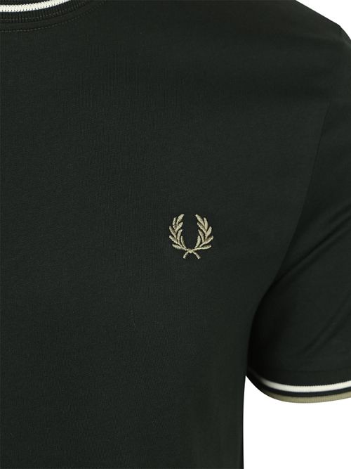 Fred Perry M1588 Twin Tipped T-skjorte Mørkegrønn Product / Detail