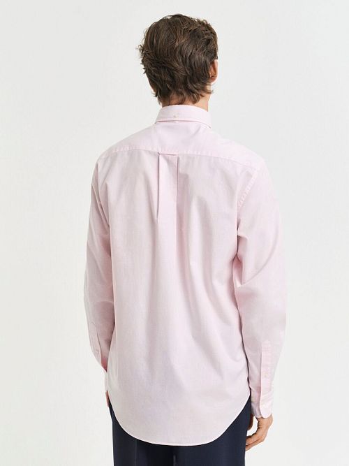 Gant Poplin Banker Chemise Rayures Rose Clair Model / Achterkant