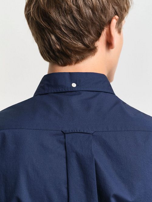 Gant Chemise Casual Poplin Marine Model / Detail