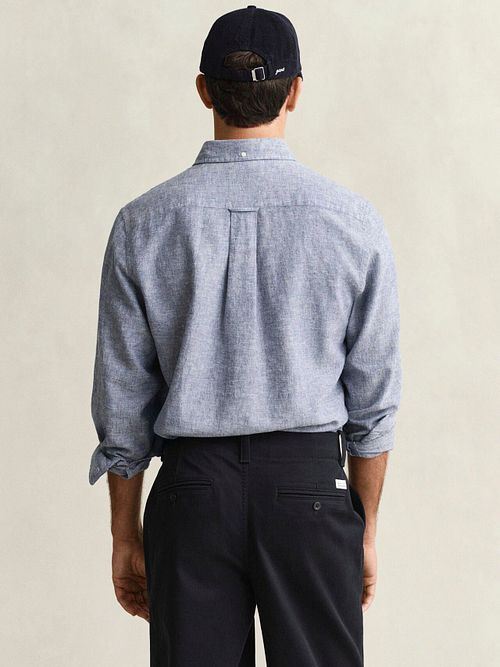 GANT Skjorte Cotton Linen Blå Model / Achterkant