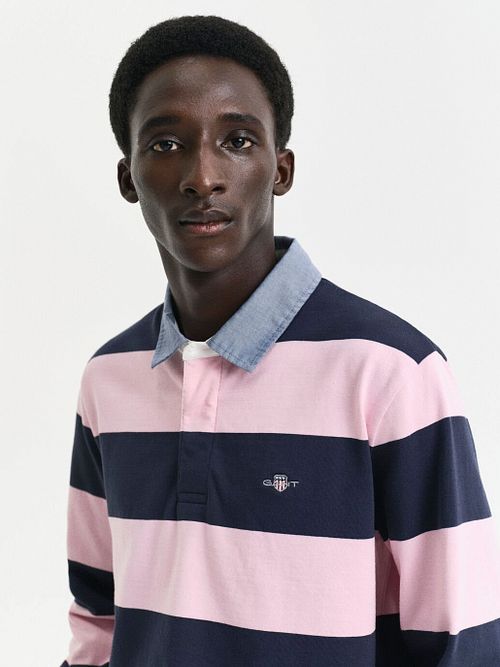 Gant Heavy Rugger Shield Polo Streg Navy Rose Model / Voorkant