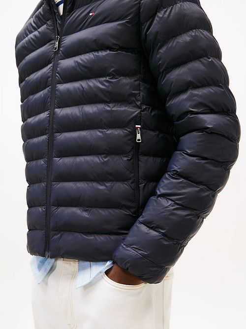 Giacca Tommy Hilfiger Compact Core Navy Model / Zijkant