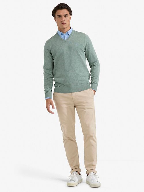 McGregor Pullover V-Neck Light Green Model / Voorkant