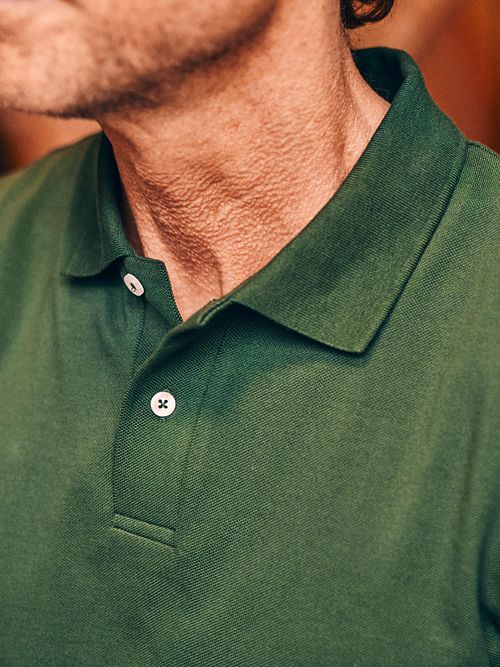 Steppin' Out Polo Piqué Dark Green Model / Sfeerbeeld