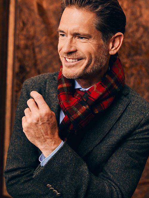 Suitable Blazer Herringbone Merino Wool Dark Green Model / Detail