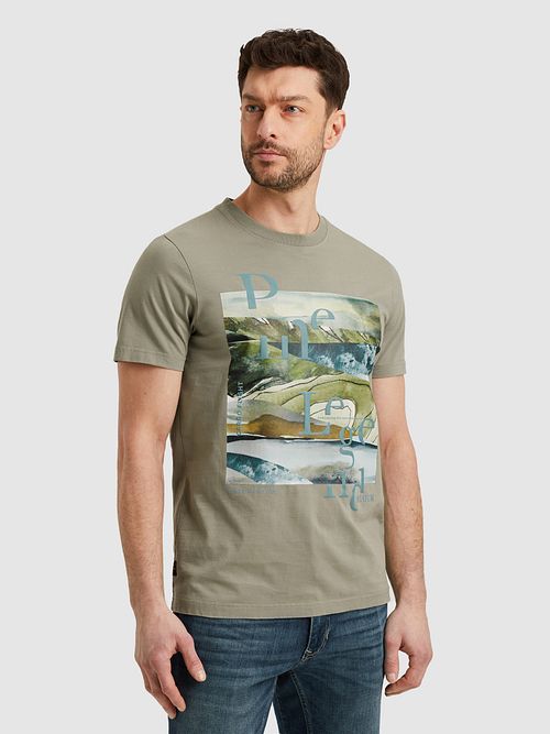 PME Legend Jersey Artwork T-Shirt Green Model / Voorkant