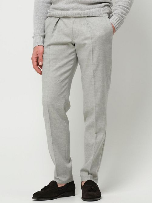Chino in flanella Profuomo grigio Model / Voorkant