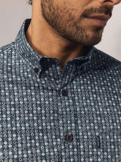 State Of Art Overhemd Poplin Dandelion Grijs Model / Detail
