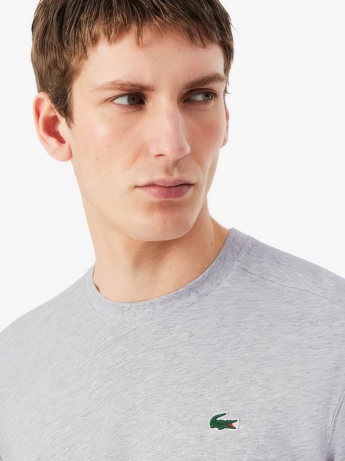 T-Shirt Lacoste Sport gris Model / Voorkant
