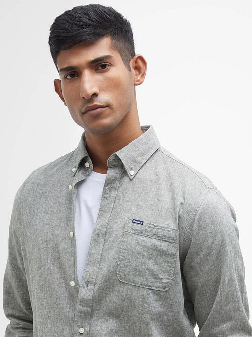 Barbour Shirt Nelson Tailored Groen Model / Voorkant
