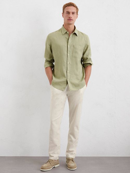 Marc O'Polo Skjorte i Linned Grøn Model / Voorkant