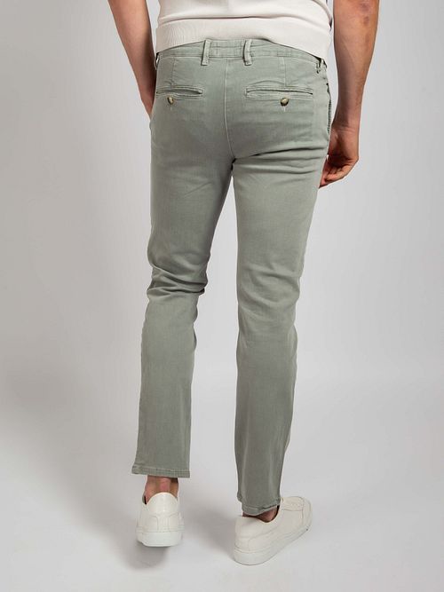 Suitable Chinos Philo Flex Lys Grønn Model / Achterkant