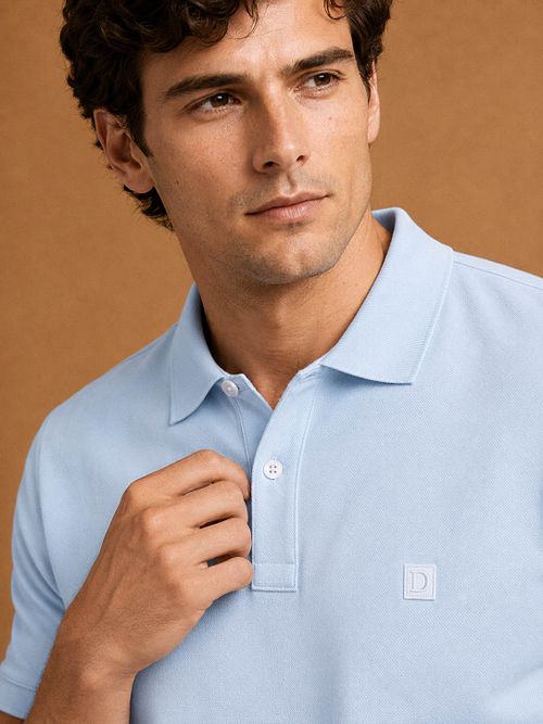 King Essentials The Rene Poloshirt Hellblau Model / Voorkant