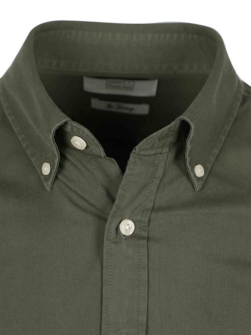 KING Essentials The Tommy Overshirt oliwkowozielony Product / Detail