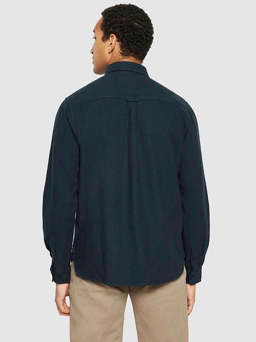 Knowledge Cotton Apparel Shirt Flannel Total Eclipse Model / Achterkant