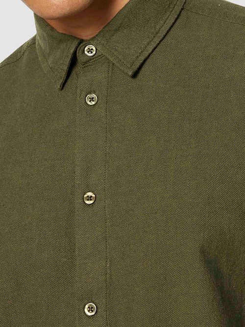 KnowledgeCotton Apparel Camisa Forrest Night Model / Detail