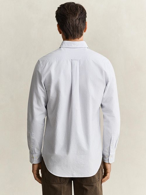 Koszula GANT Oxford w paski w kolorze jasnoniebieskim Model / Voorkant