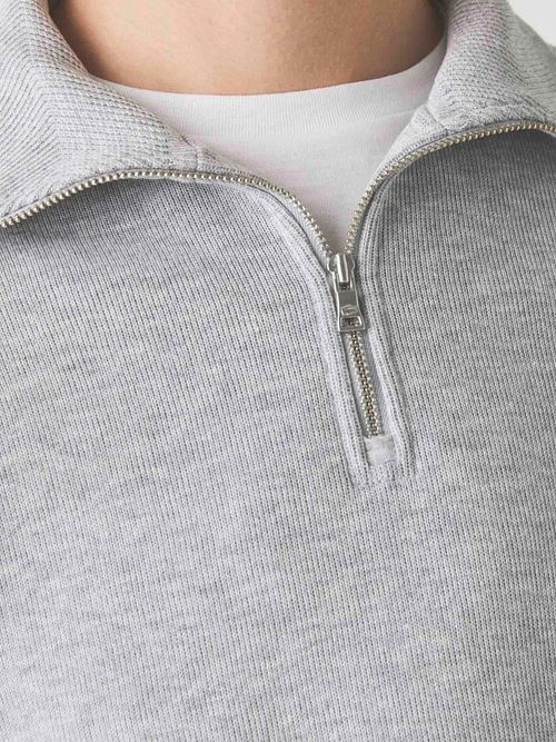 Jersey con cremallera Lacoste gris claro Model / Detail