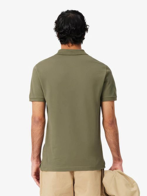 Lacoste Piké Olivgrön Model / Achterkant
