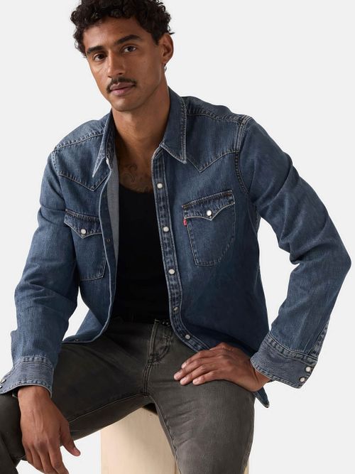 Levi's Barstow Western Shirt Indigo Blue Model / Voorkant