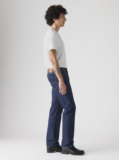 Levi’s 501 Spodnie Regular Fit Ciemnogranatowe Model / Zijkant