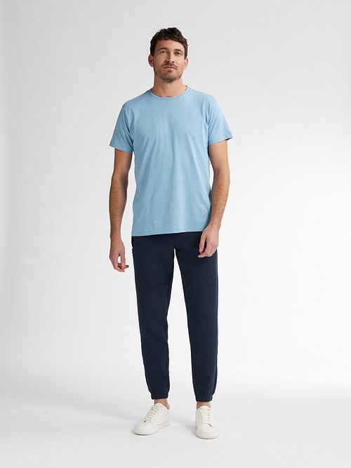 Petrol T-Shirt Viewcrest Melange Lichtblauw Model / Voorkant