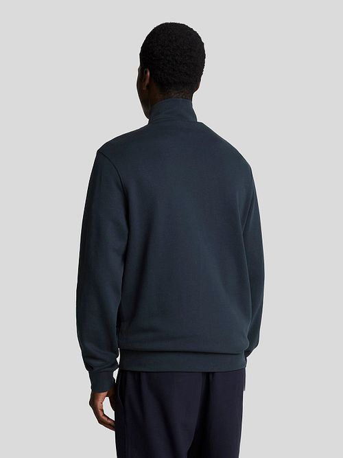 Lyle & Scott Halv Zip-Genser i Tonalt Marineblå Model / Achterkant