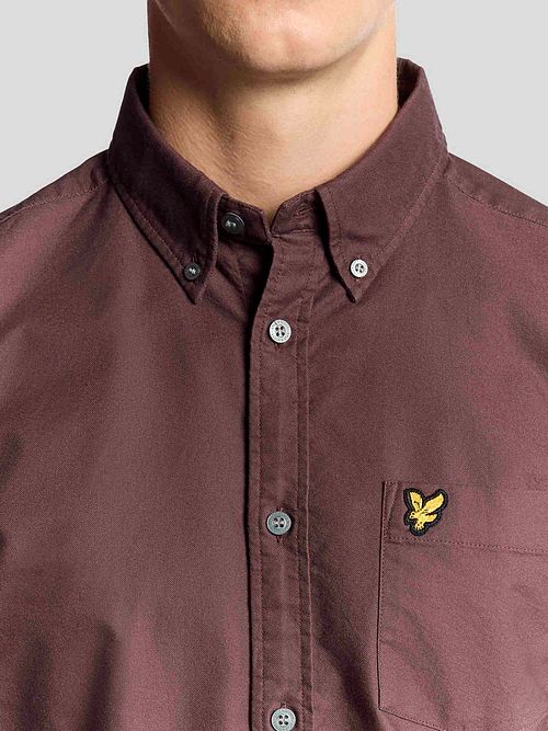 Lyle & Scott Shirt Plain Oxford Bordeaux Model / Detail