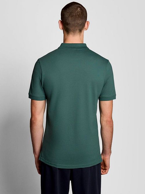 Lyle and Scott Polo Everglade Grön Model / Achterkant