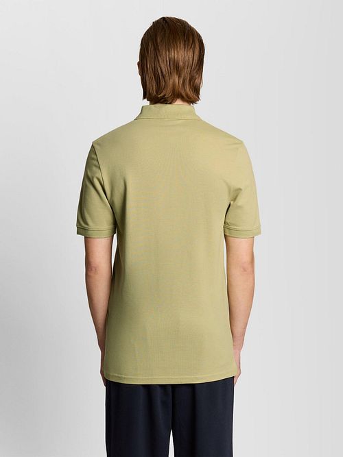 Lyle and Scott Polo Herb Grön Model / Achterkant