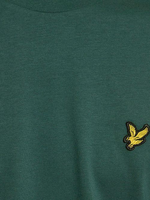 Lyle and Scott T-shirt Everglade Groen Model / Detail