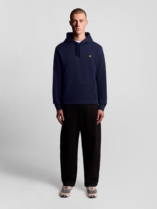 Lyle and Scott Hoodie Navy Model / Voorkant