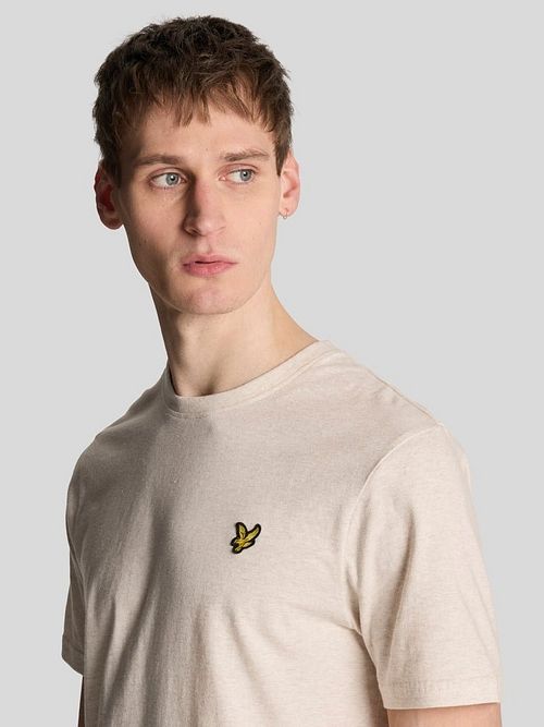 Lyle & Scott T-shirt Heather Ecru Model / Detail