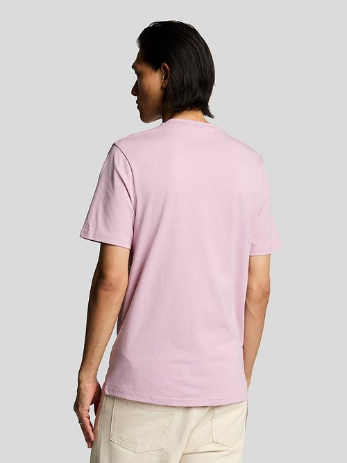 Lyle and Scott T-shirt Lyserød Model / Achterkant
