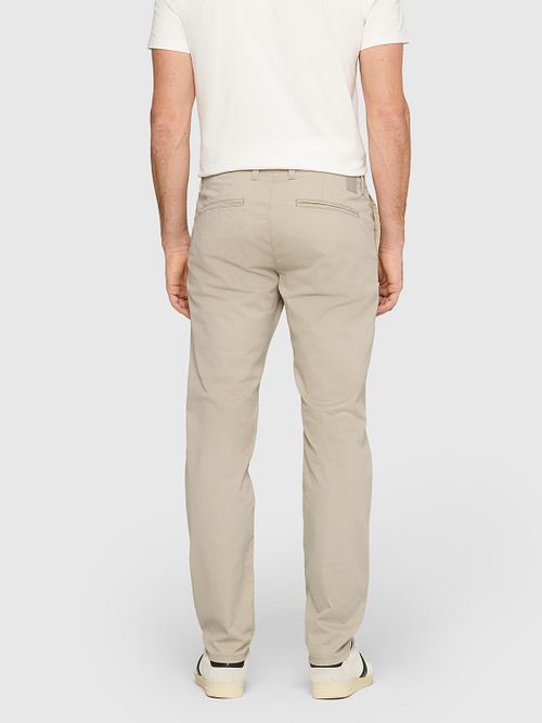 Mac Jeans Lennox Jog'n Jeans Ecru Model / Achterkant