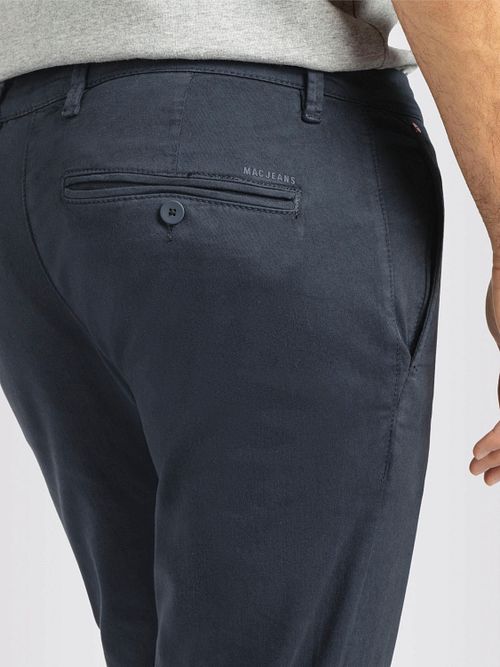 Mac Flexx 199W Driver Pants granatowe Model / Detail