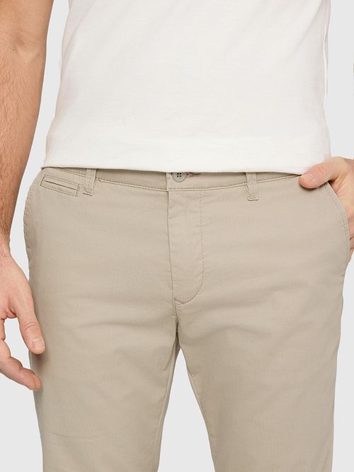 Mac Jeans Lennox Jog'n Jeans Ecru Model / Voorkant