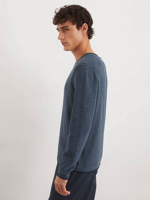 Marc O'Polo Sweter z okrągłym dekoltem z bawełny i lnu w kolorze ciemnogranatowym Model / Zijkant
